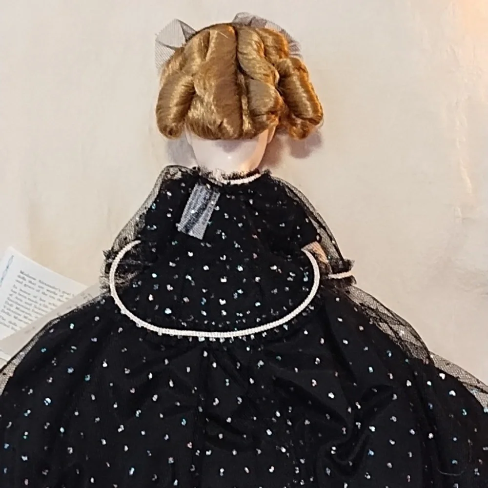 Madame Alexander Jane Pierce #27